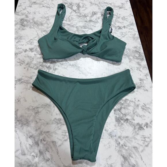 ZAFUL Forever Young Green Bikini Set L Ribbed 2 Piece Front Tie Padded Beach - Picture 1 of 6